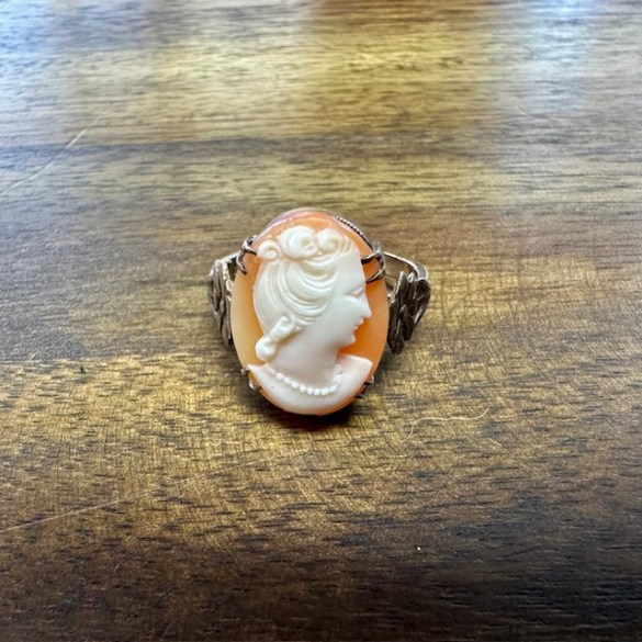 Gold Ring 1